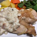 鶏肉のお相手はパンで作ったソース??”鶏胸肉のロースト ブレッドソース”。。